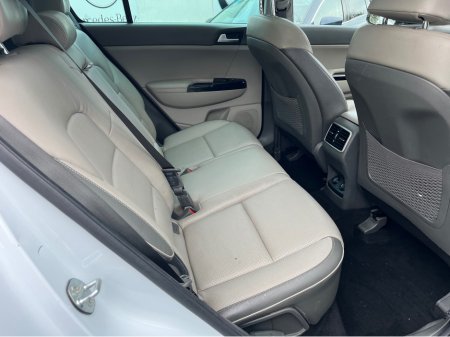 2017 Kia Sportage - thumbnail 18