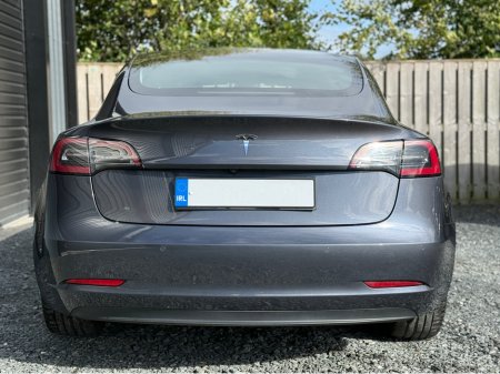 2021 Tesla Model 3 3 STANDARD RANGE PLUS €22,950 thumbnail