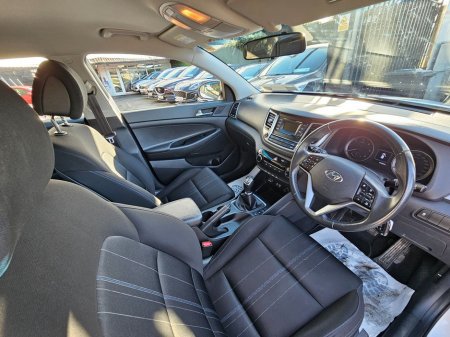 2017 Hyundai Tucson 1.7 CRDI, COMFORT MODEL, LOW MILEAGE, FINANCE, NATIONWIDE WARRANTY, 5 STAR REVIEWS €14,995 thumbnail