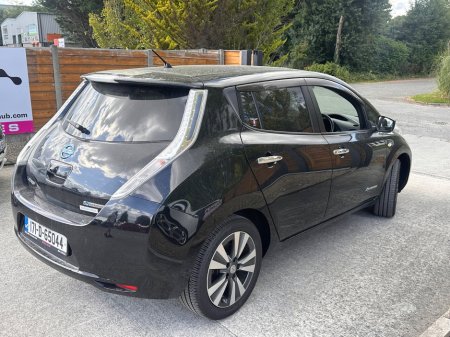 2017 Nissan Leaf - thumbnail 7