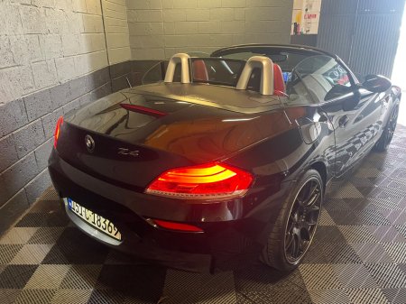 2015 BMW Z4 - thumbnail 3
