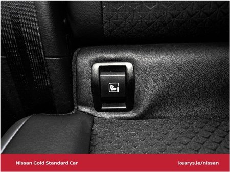 2024 Nissan Juke HYBRID 1.6 SV PREMIUM €25,900 thumbnail