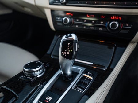 2015 BMW 5 Series - thumbnail 35