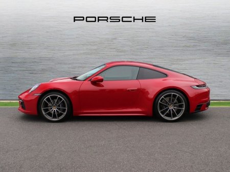 2022 Porsche 911 Carrera €175,000
