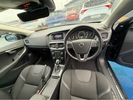 2019 Volvo V40 MOMENTUM - D4 2.0L DIESEL - AUTO - 12M WARRANTY - CAR: 1616 thumbnail