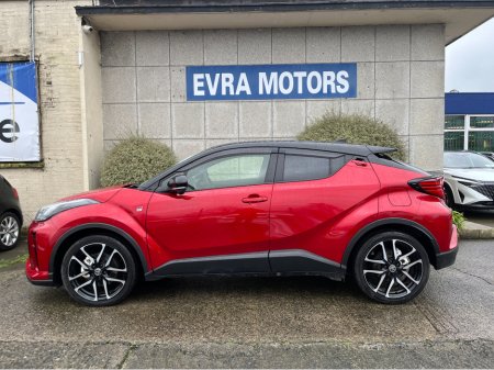 2023 Toyota C-HR GR SPORT AUTOMATIC HYBRID 1.8 PETROL //KEYLESS ENTRY//REVERSE CAMERA//ADAPTIVE CRUISE CONTROL// €29,950 thumbnail