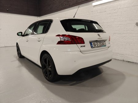 2016 Peugeot 308 - thumbnail 6