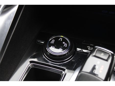 2018 Peugeot 5008 - thumbnail 17