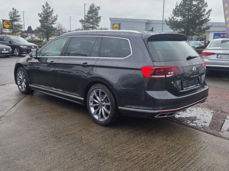 2021 Volkswagen Passat R-LINE TDI DSG €26,950 thumbnail