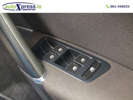 2018 Volkswagen Golf TSI COMFORT LINE TECH EDITION Low Mileage €18,750 thumbnail