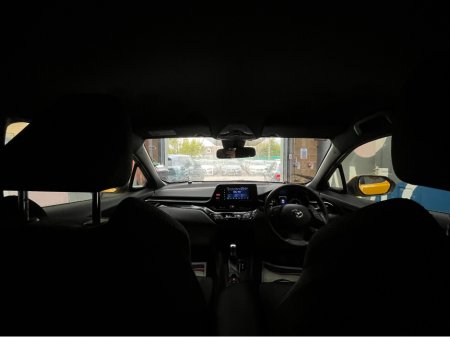 2018 Toyota C-HR - thumbnail 12