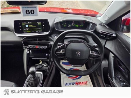 2021 Peugeot 2008 - thumbnail 9