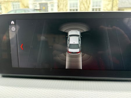 2017 BMW 5 Series - thumbnail 18