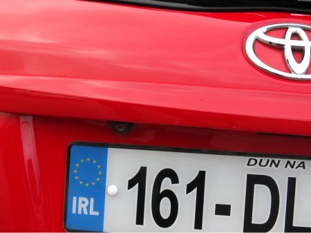 2016 Toyota Yaris 1.33 VVT-I SPORT 5DR €9,450 thumbnail
