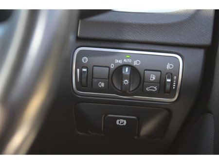 2016 Volvo V60 D2 SE 5DR Auto €14,750 thumbnail