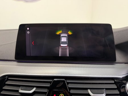 2018 BMW 5 Series - thumbnail 18