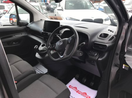 2019 Vauxhall Combo - thumbnail 44