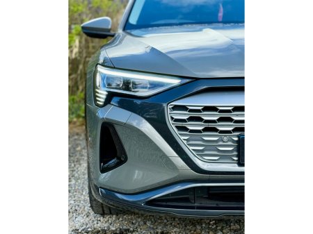 2024 Audi Q8 - thumbnail 7