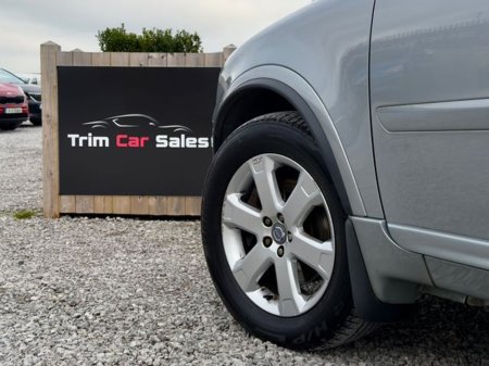 2014 Volvo XC90 D5 AWD SE GT 5DR Auto €14,900 thumbnail