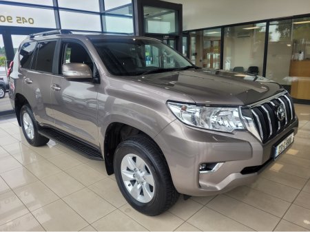2023 Toyota Landcruiser LWB 2 SEAT COMM €42,950