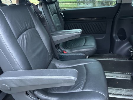 2008 Mercedes-Benz Viano AUTO//ELECTRIC WHEEL CHAIR RAMP//6 CAPTAINS UNMARKED LEATHER SEATS//DVD//ELECTRIC DOOR CLOSING///BRAND NEW NCT 2/2027///TINY MLS///UNIQUE OPPORTUNITY €15,950 thumbnail