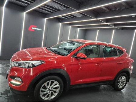 2017 Hyundai Tucson - thumbnail 18