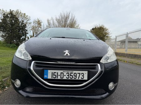2015 Peugeot 208 - photo 2