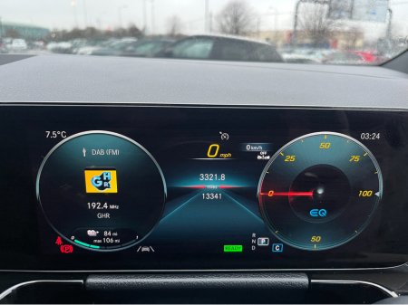 2024 Mercedes-Benz EQA 300 AMG LINE 4MATIC €34,950 thumbnail