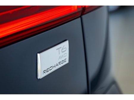 2023 Volvo XC60 - thumbnail 40