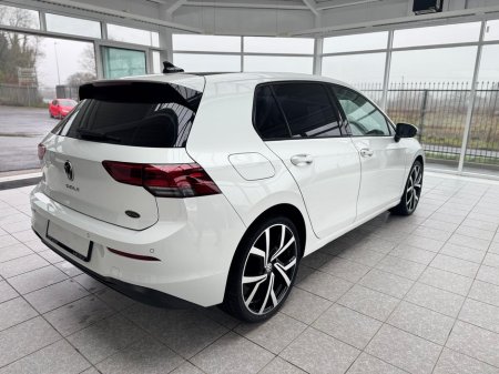 2020 Volkswagen Golf LIFE TSI €21,950 thumbnail