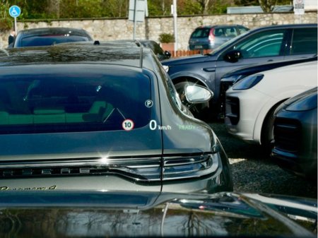 2025 Land Rover Range Rover - thumbnail 18