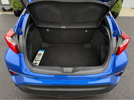 2019 Toyota C-HR 1.2P SPORT €19,950 thumbnail