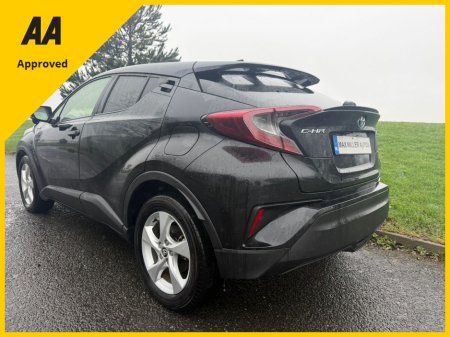 2019 Toyota C-HR 1.8 Petrol Hybrid thumbnail