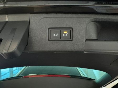 2022 Volkswagen Passat 2.0 TDI 150HP Elegance DSG €29,995 thumbnail