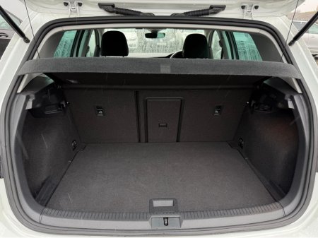 2017 Volkswagen Golf (172) 1.2 TSI COMFORTLINE AUTO €19,950 thumbnail