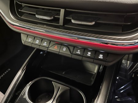 2024 Skoda Enyaq Sportline IV 80 - Crystal Grille - Reversing Camera - Ambient Lighting - Sat Nav - Climate Control - Heated Seats - Keyless Start - Apple CarPlay/Android Auto €41,950 thumbnail