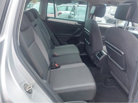 2018 Volkswagen Tiguan - thumbnail 8