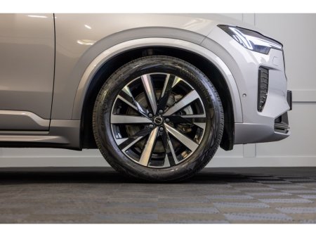 2025 Volvo XC90 - thumbnail 7
