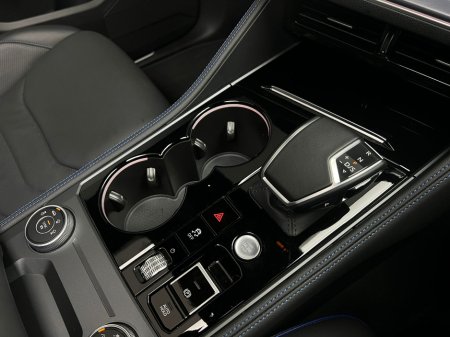 2025 Volkswagen Touareg - thumbnail 22