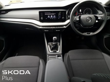 2024 Skoda Octavia - photo 2