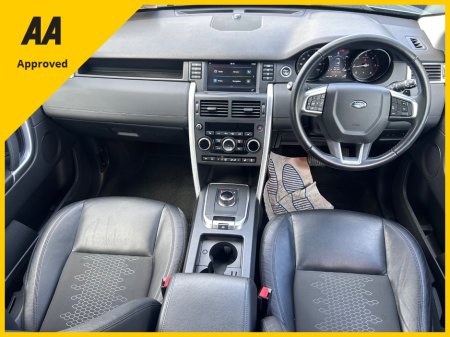 2017 Land Rover Discovery Sport - view 2