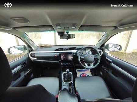 2022 Toyota Hilux - thumbnail 5