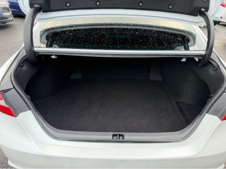 2020 Toyota Camry - thumbnail 31