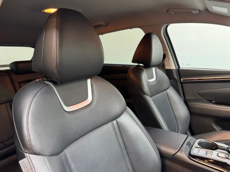 2023 Hyundai Tucson 4WD Executive Plus PHEV Auto €38,995 thumbnail