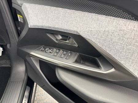 2026 Peugeot 5008 - thumbnail 11