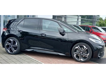 2025 Volkswagen ID.3 GTX PERFORMANCE PLUS 77KWH *FULLY ELECTRIC, PARK ASSIST, REAR VIEW CAMERA* €39,995
