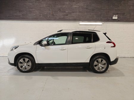 2019 Peugeot 2008 - thumbnail 5