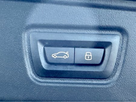 2025 BMW M5 TOURING *LOW KM* 717BHP €139,950 thumbnail