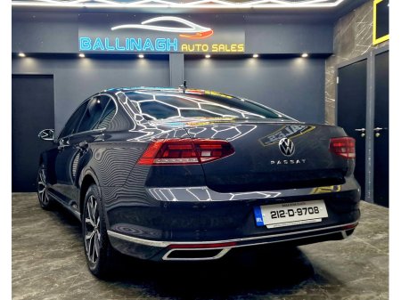 2021 Volkswagen Passat 2.0 TDI 150HP Elegance €25,950