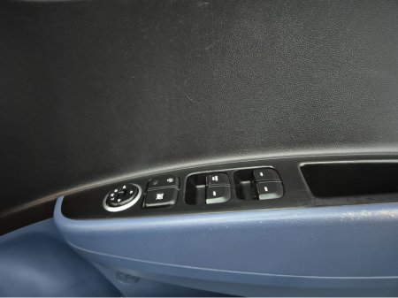 2014 Hyundai i10 1.0 PETROL PREMIUM 5DR €6,950 thumbnail